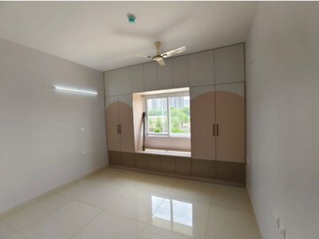 Room in 3.5 BHK Apartment at Prestige Tranquil, Kokapet – for Rent