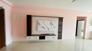 Room in 3.5 BHK Apartment at Prestige Tranquil, Kokapet – for Rent