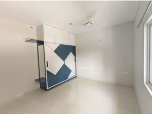 Room in 3.5 BHK Apartment at Prestige Tranquil, Kokapet – for Rent