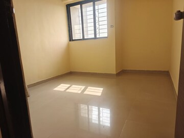 Room in 2 BHK Apartment at Puranik Capitol, Ghodbunder Road – for Sale