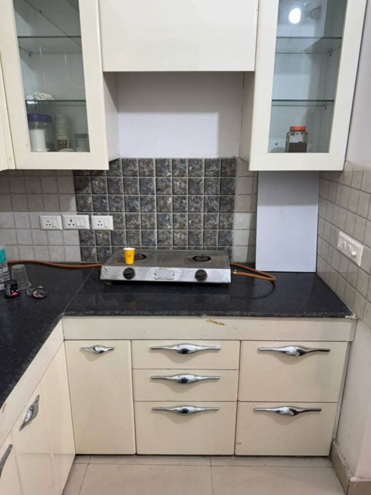 Kitchen, radicon-vedantam 2 Bedroom 950 Sq.Ft. Apartment In Sector 16c Greater Noida Greater Noida 10055677