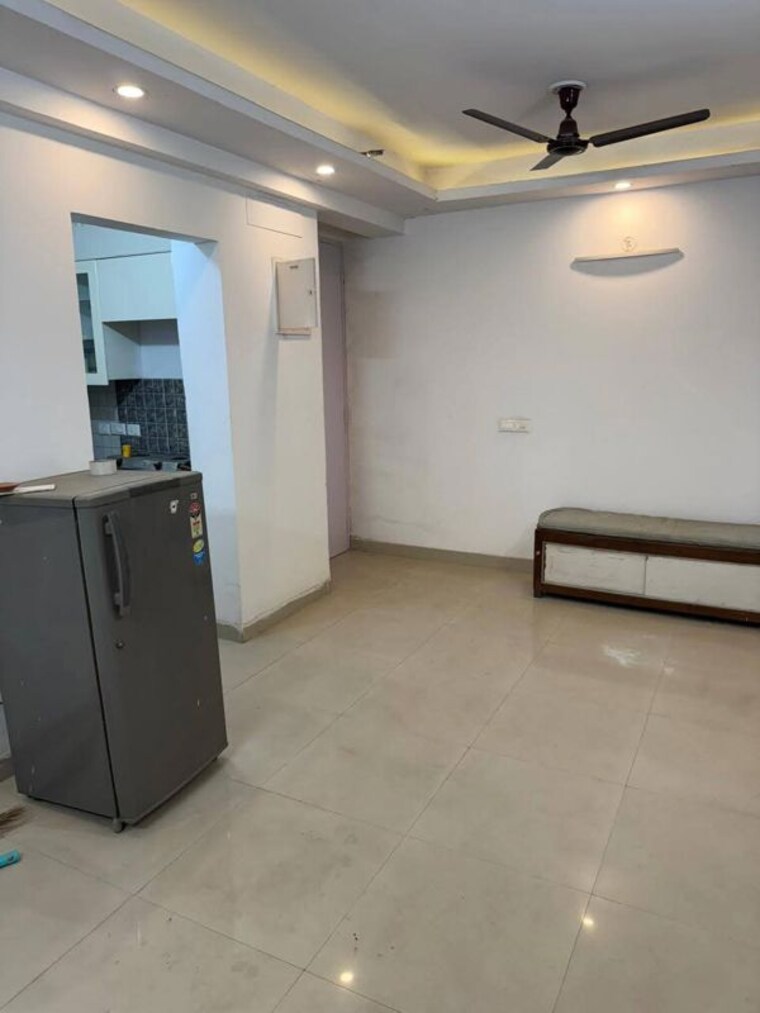 Room, radicon-vedantam 2 Bedroom 950 Sq.Ft. Apartment In Sector 16c Greater Noida Greater Noida 10055677