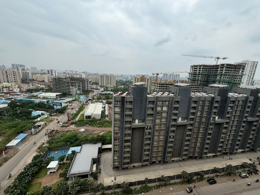 2 BHK Apartment For Rent in Mantra Insignia