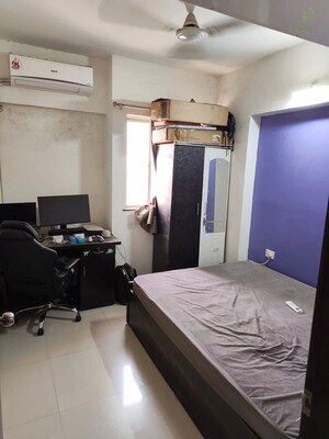 Master Bedroom in 2 BHK Apartment at Mantra Insignia, Mundhwa – for Rent