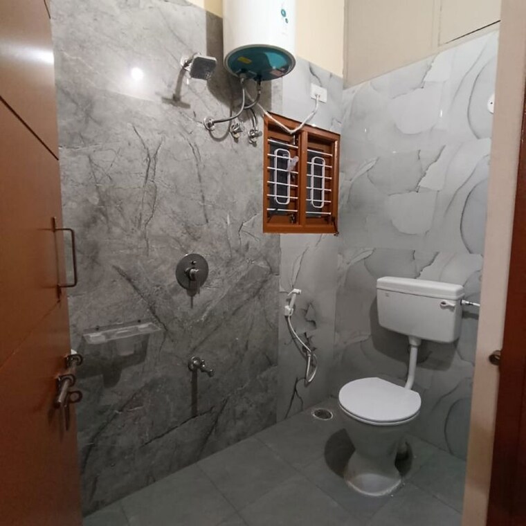Bathroom, padmanabha nagar 3 Bedroom 1350 Sq.Ft. Independent House In Padmanabha Nagar Bangalore 10055694