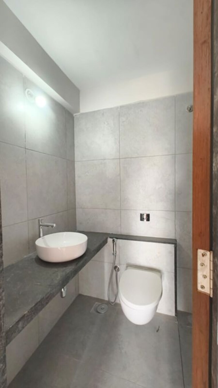 Bathroom, kuber-antonia 2 Bedroom 730 Sq.Ft. Apartment In Wakad Pune 10055704