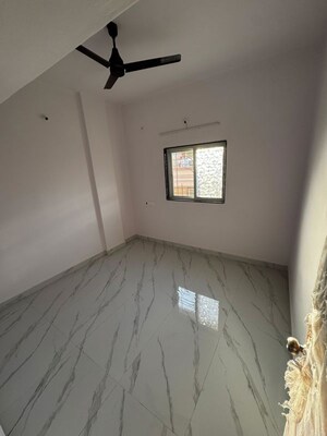Room in 1 BHK Apartment at Lohgaon – for Rent