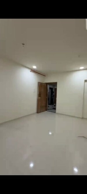 Room in 2 BHK Apartment at Shashtri Nagar – for Sale
