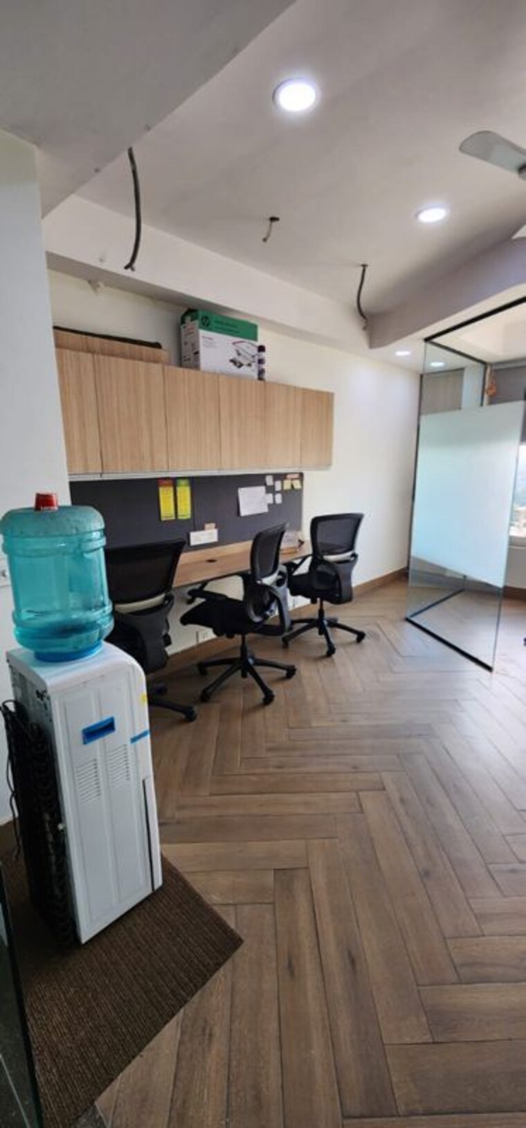 Team Area, puri-81-business-hub Commercial Office Space 500 Sq.Ft. In Sector 81 Faridabad 10055729