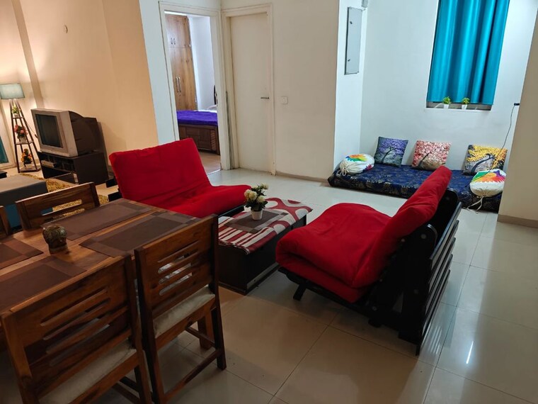 Bedroom, emaar-palm-hills 3.5 Bedroom 1550 Sq.Ft. Apartment In Sector 77 Gurgaon 10055736
