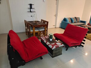 Team Area in 3.5 BHK Apartment at Emaar Palm Hills, Sector 77 – for Rent