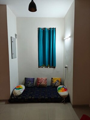 Bedroom in 3.5 BHK Apartment at Emaar Palm Hills, Sector 77 – for Rent