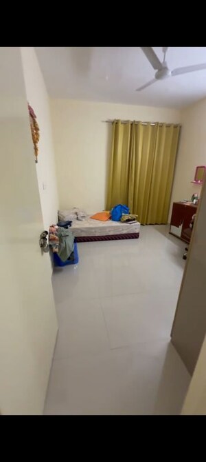 2 BHK Apartment For Rent in Pyramid Heights, Sector 85