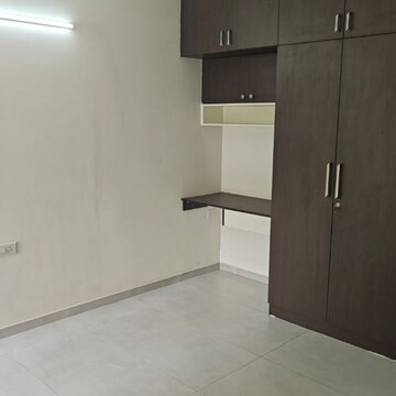 Room in 2 BHK Apartment at Casagrand Boulevard, Chikkagubbi Village – for Rent