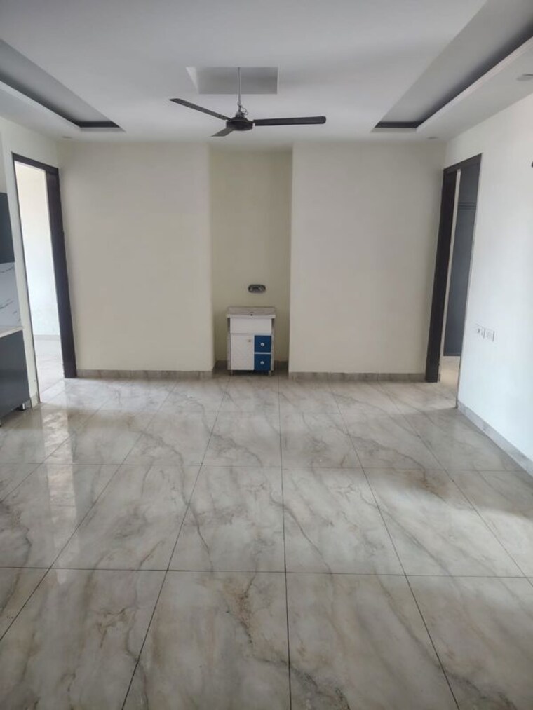 Lobby, sector 26 3 Bedroom 1800 Sq.Ft. Builder Floor In Sector 26 Panchkula 10055446