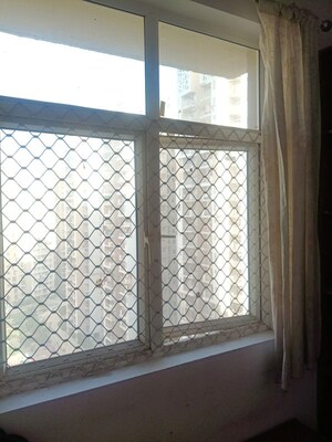 Room in 3 BHK Apartment at Mahagun Mywoods, Sector 16c Greater Noida – for Rent