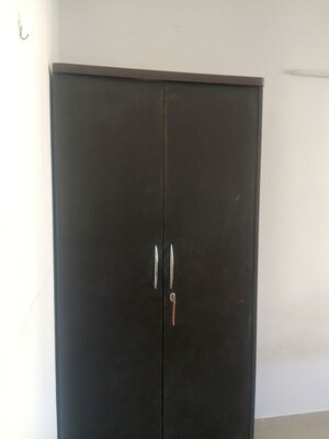 Furnished Amenities in 3 BHK Apartment at Mahagun Mywoods, Sector 16c Greater Noida – for Rent