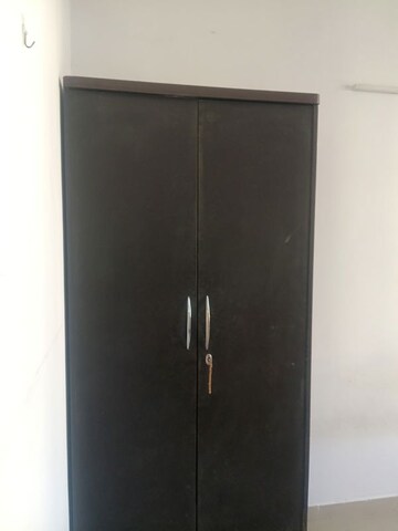 Furnished Amenities in 3 BHK Apartment at Mahagun Mywoods, Sector 16c Greater Noida – for Rent