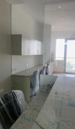 Office Space For Rent in Uptown Insignia