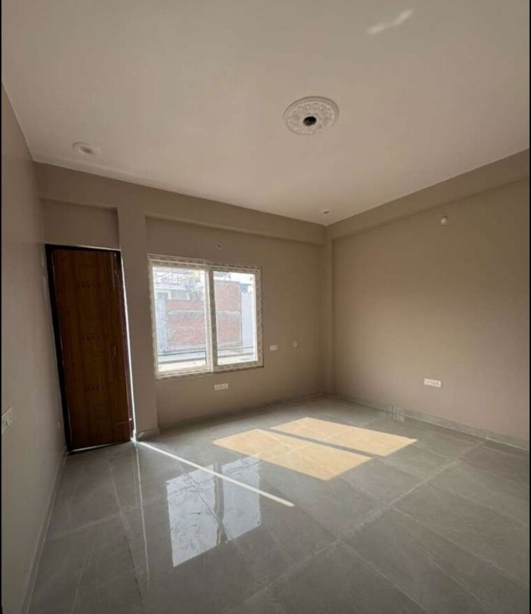 Room, gomti nagar 3 Bedroom 1500 Sq.Ft. Independent House In Gomti Nagar Lucknow 10055832