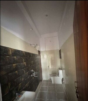 Bathroom in 3 BHK Independent House at Gomti Nagar – for Rent