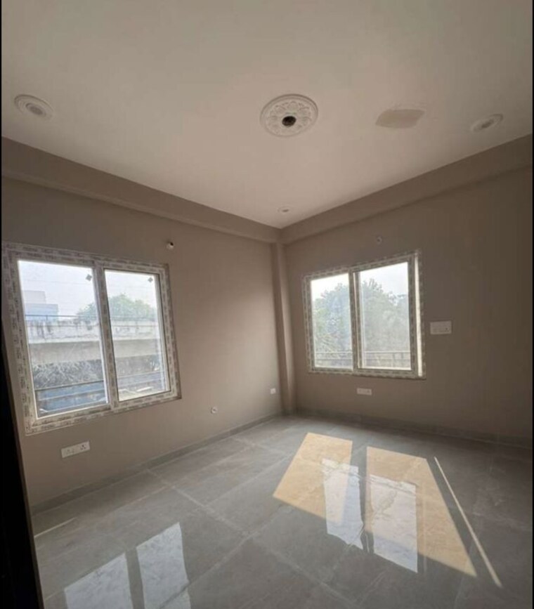 Room, gomti nagar 3 Bedroom 1500 Sq.Ft. Independent House In Gomti Nagar Lucknow 10055832