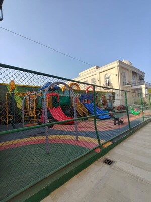 3 BHK Apartment – Exterior View View at Gomti Nagar - for Rent