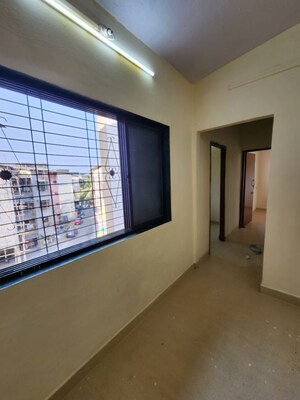 Room in 1 BHK Apartment at Sugee Atharva, Prabhadevi – for Sale