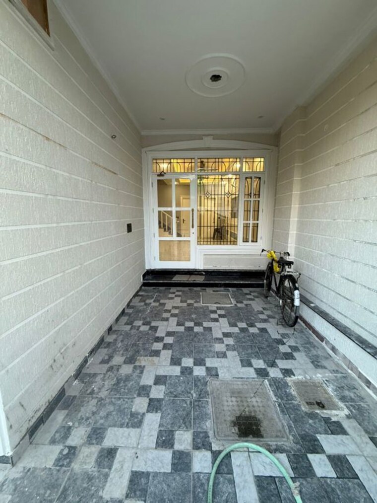 undefined, canal road 4 Bedroom 125 Sq.Yd. Independent House In Canal Road Dehradun 10055826