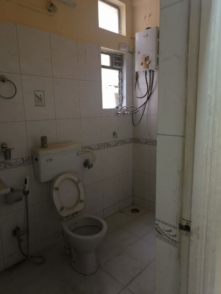 Bathroom, prabhavee-tech-park 3 Bedroom 1700 Sq.Ft. Apartment In Baner Pune 10055870