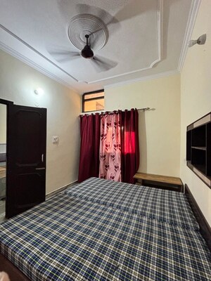 Bedroom in 2 BHK Apartment at Penta Homes, Vip Road – for Rent