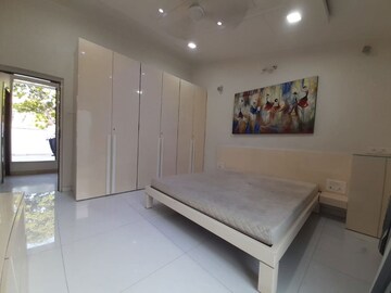 Room in 2 BHK Independent House at New Mahada Colony, Goregaon East – for Sale