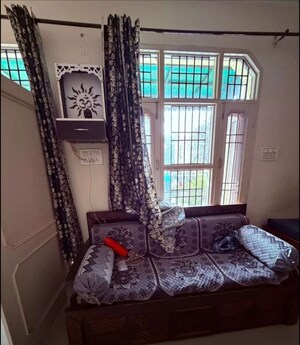 Bedroom in 3 BHK Builder Floor at Sector 64 – for Rent