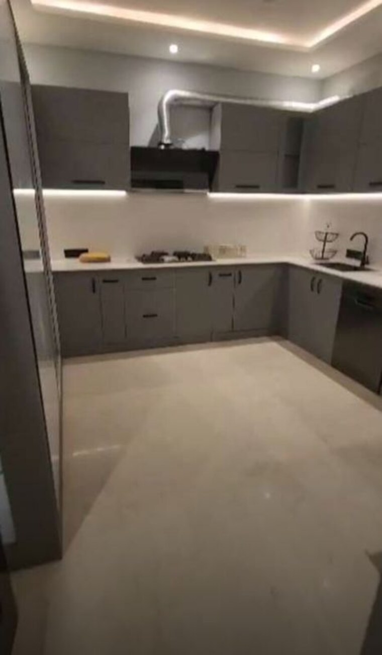 Kitchen, hazratganj 5 Bedroom 3220 Sq.Ft. Villa In Hazratganj Lucknow 10055911