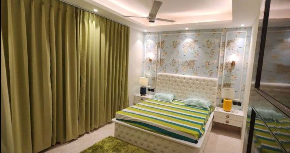 5 BHK + Pooja Room,Servant Room,Study Room Villa For Rent in Hazratganj