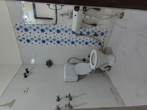 Team Area in 2 BHK Builder Floor at Vaishali Sector 5 – for Rent