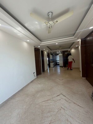 3 BHK Builder Floor For Rent in Sector 15