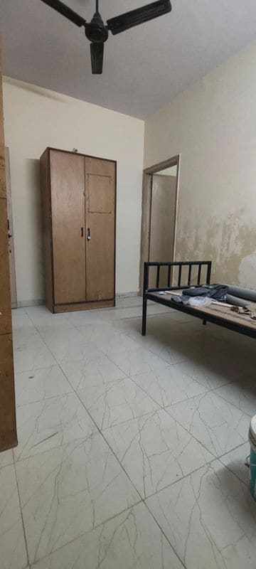 1 BHK Builder Floor For Rent in Saket