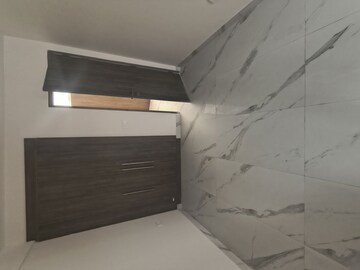 Furnished Amenities in 3 BHK Apartment at M3M Soulitude, Sector 89 – for Rent