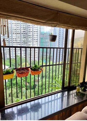 Bedroom in 3 BHK Apartment at Thane West – for Rent