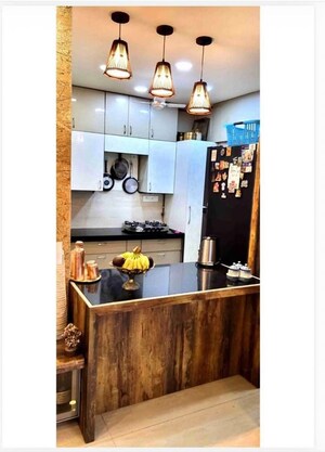 Furnished Amenities in 3 BHK Apartment at Thane West – for Rent