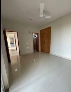 2 BHK Apartment For Rent in Wave Dream Homes