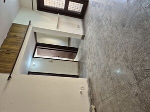 Staircase in 2.5 BHK Apartment at Mayur Vihar – for Rent