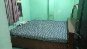 Bedroom in 2 BHK Builder Floor at Vaishali Sector 3 – for Rent