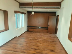 Room in 4 BHK Apartment at Sri Fortune Sonthalia Sky Villas, Kokapet – for Rent