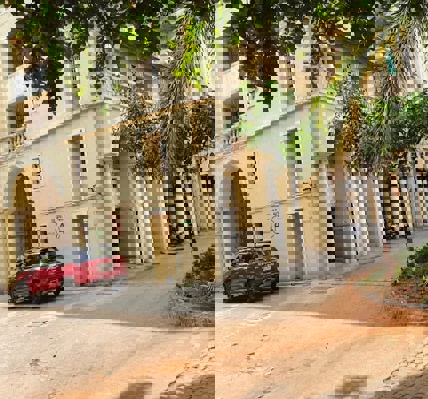 2 BHK + Pooja Room,Study Room 720 Sq.Ft. Apartment in Windsor Garden Enclave