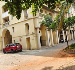 2 BHK + Pooja Room,Study Room Apartment For Rent in Windsor Garden Enclave