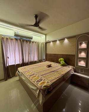 Bedroom in 2 BHK Apartment at Windsor Garden Enclave, Vasant Vihar – for Rent