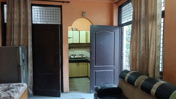 Living Room in 2 BHK Builder Floor at Vaishali Sector 3 – for Rent