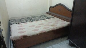 Bedroom in 2 BHK Builder Floor at Vaishali Sector 3 – for Rent